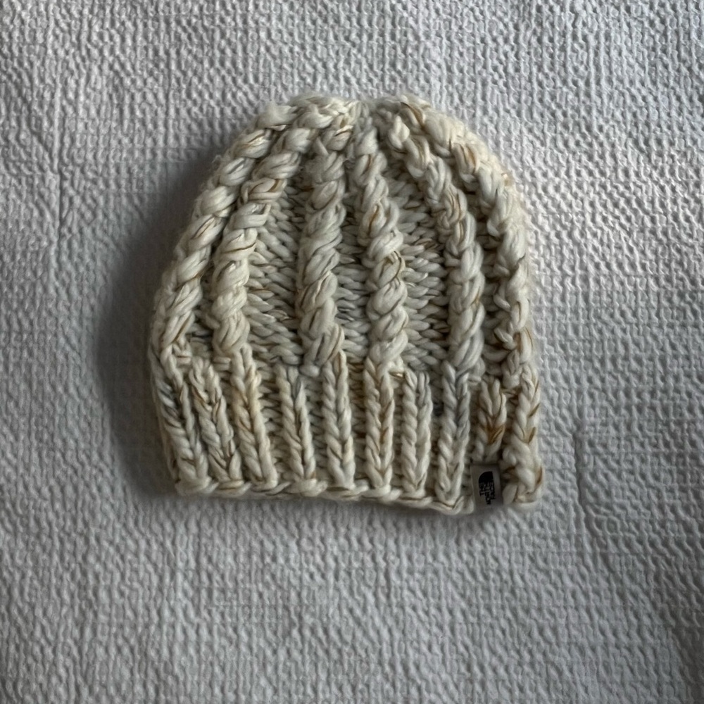 North Face Chunky Knit Beanie in Cream NWOT